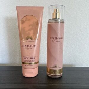 Bath & Body Works Sun Blooms & Suede Body Cream and Fragrance Mist Set